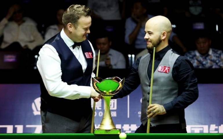 引领全队在 引领全队在