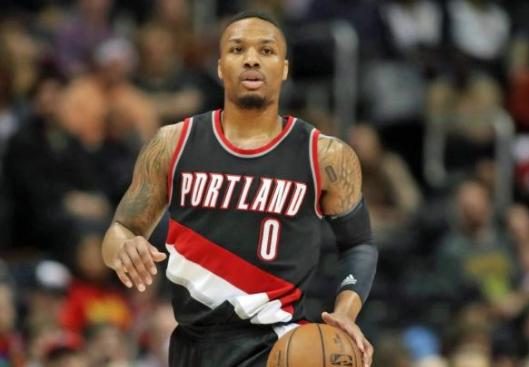 首位在同一 首位在同一