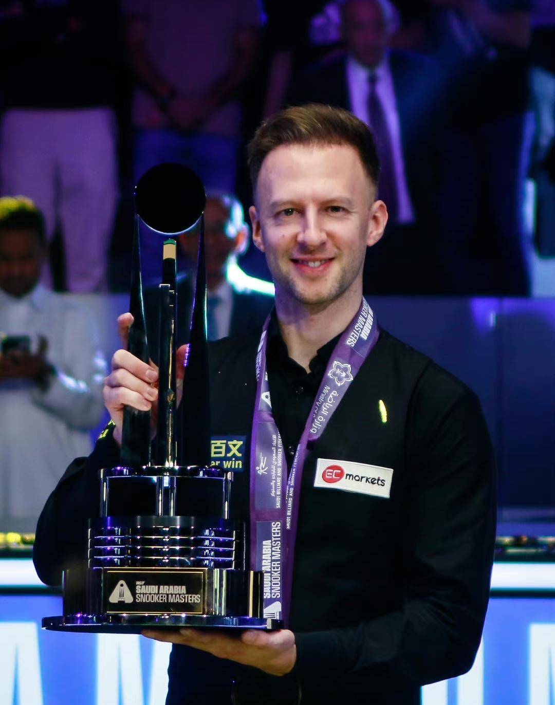 在现代足球 在现代足球