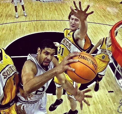 也服务于体 也服务于体